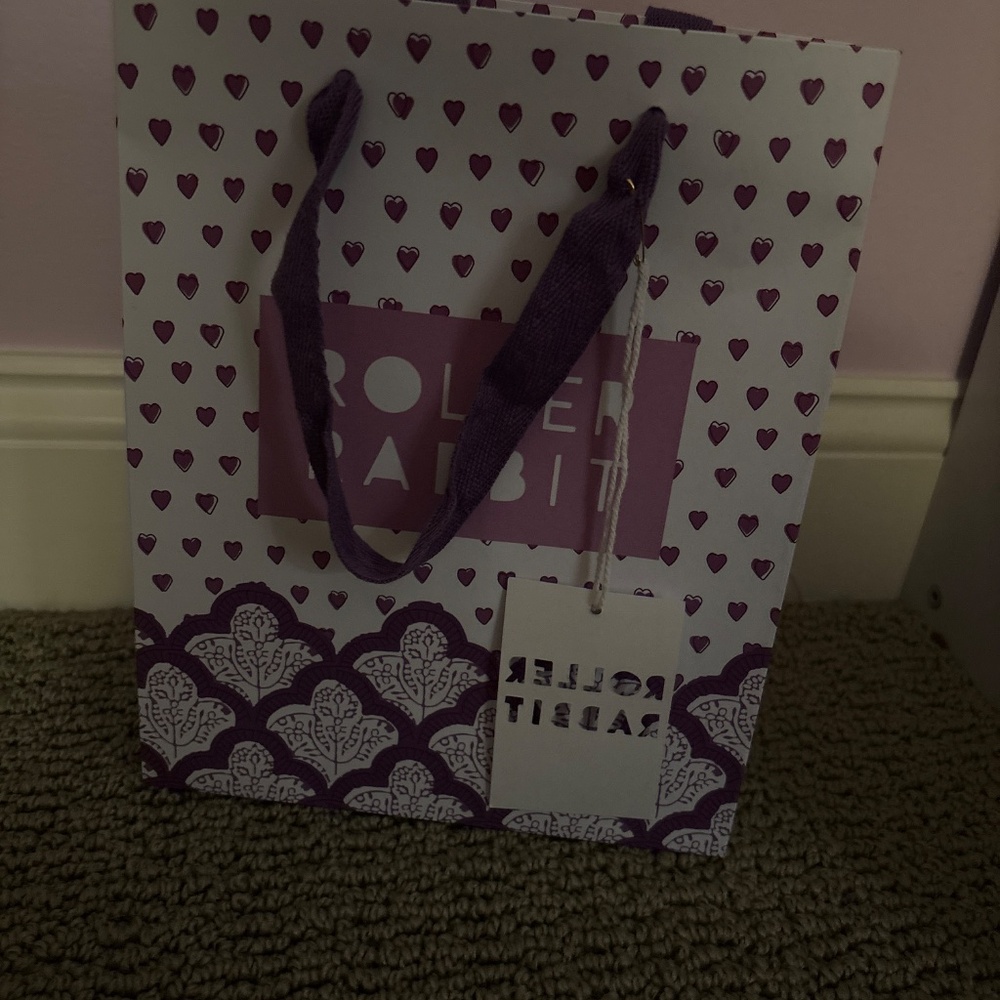 Roller Rabbit PJs and Bag - Picture 8 of 9